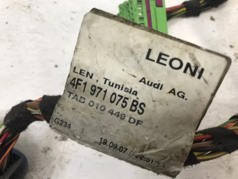 Провод датчика ABS передний audi A6 C6 2.0 2008 - миниатюра 10