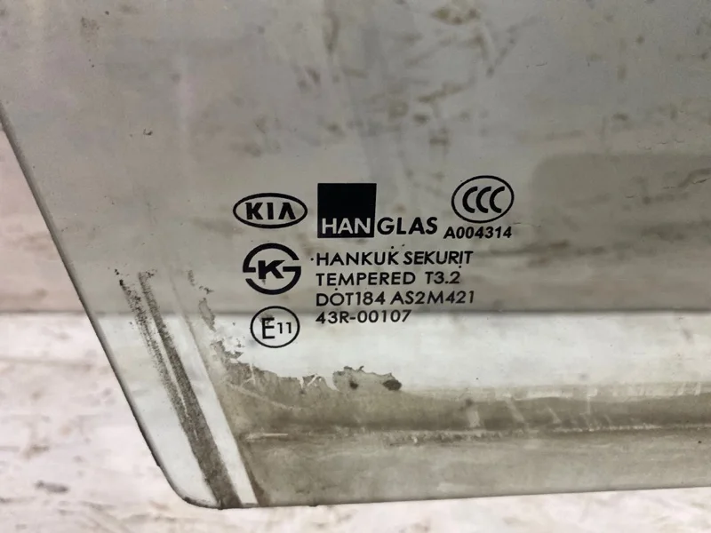 Стекло двери переднее правое Kia Spectra СЕДАН S6D - миниатюра 2