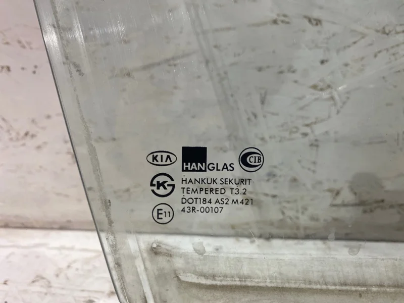 Стекло двери переднее правое Kia Spectra СЕДАН S6D - миниатюра 2