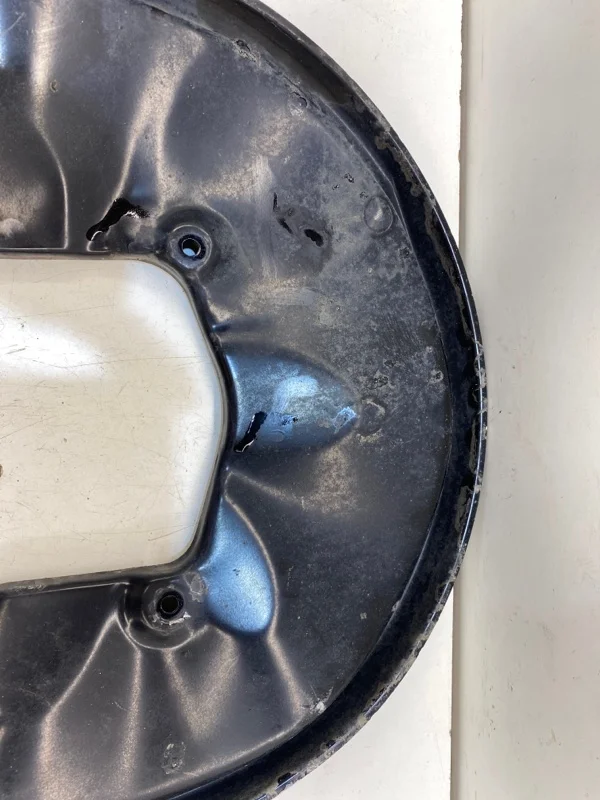 Пыльник тормозного диска задний правый audi A6 C6 - миниатюра 3