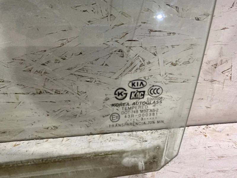 Стекло двери заднее левое Kia Spectra СЕДАН S6D - миниатюра 2