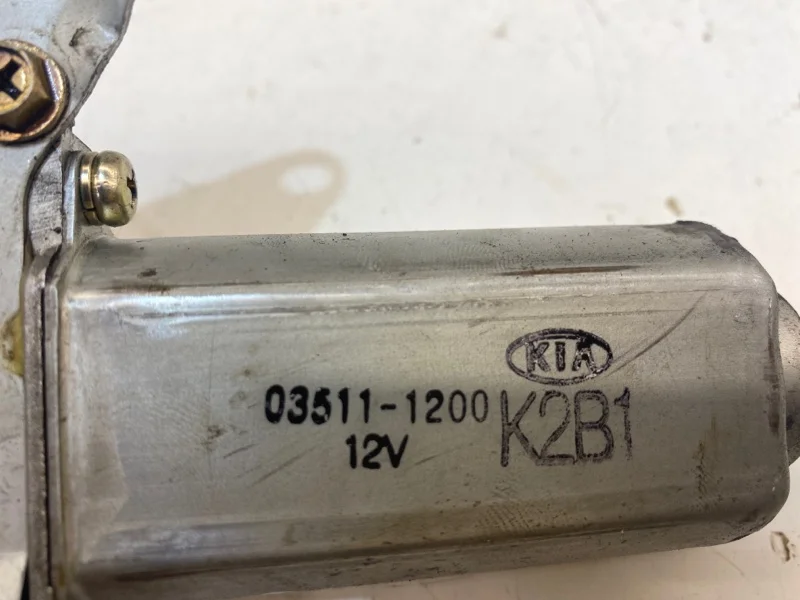 Мотор дворников задний Kia shuma ЛИФТБЕК 1.5 2000 - миниатюра 5
