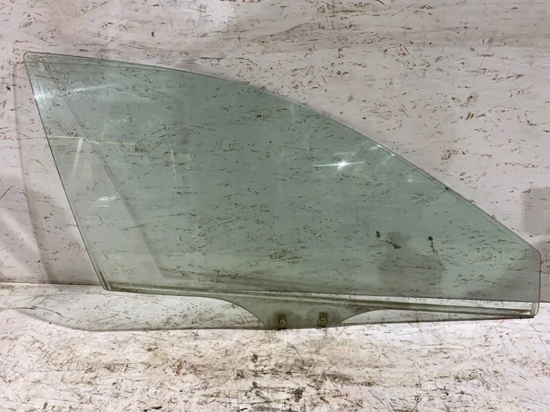 Стекло двери переднее правое mazda 6 СЕДАН GG 2.0 - изображение 1