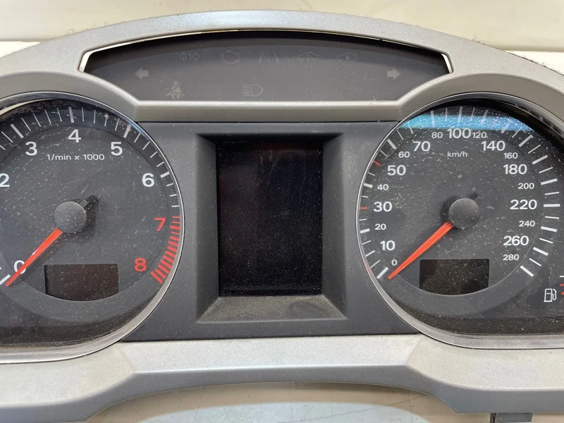 Панель приборов audi A6 C6 2.0 2008 - миниатюра 3