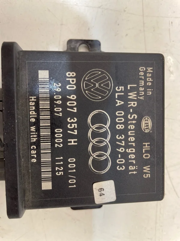 Блок управления корректора фар audi A6 C6 2.0 2008 - миниатюра 5