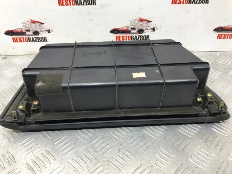 Бардачок Mitsubishi Space Wagon МИНИВЕН 2 2000 - миниатюра 2