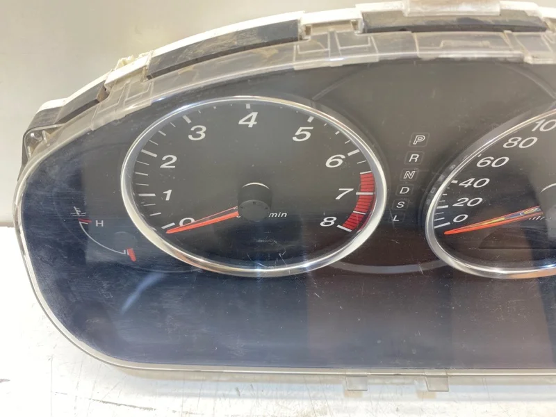 Панель приборов mazda 6 СЕДАН GG 2.0 2003 - миниатюра 2