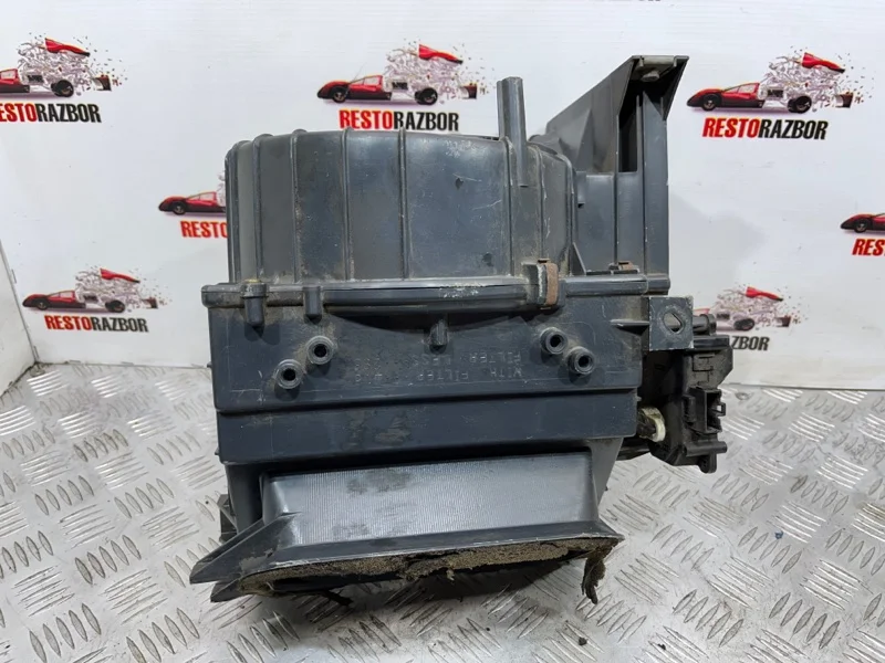 Корпус печки Mitsubishi Chariot grandis МИНИВЕН 2 - миниатюра 3