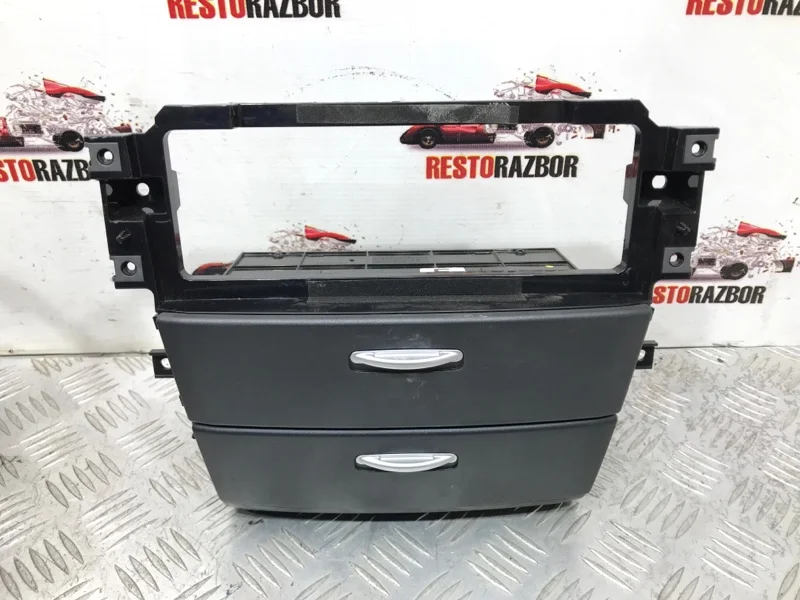 Бардачок центральной консоли kia sorento 1 2006 - изображение 1