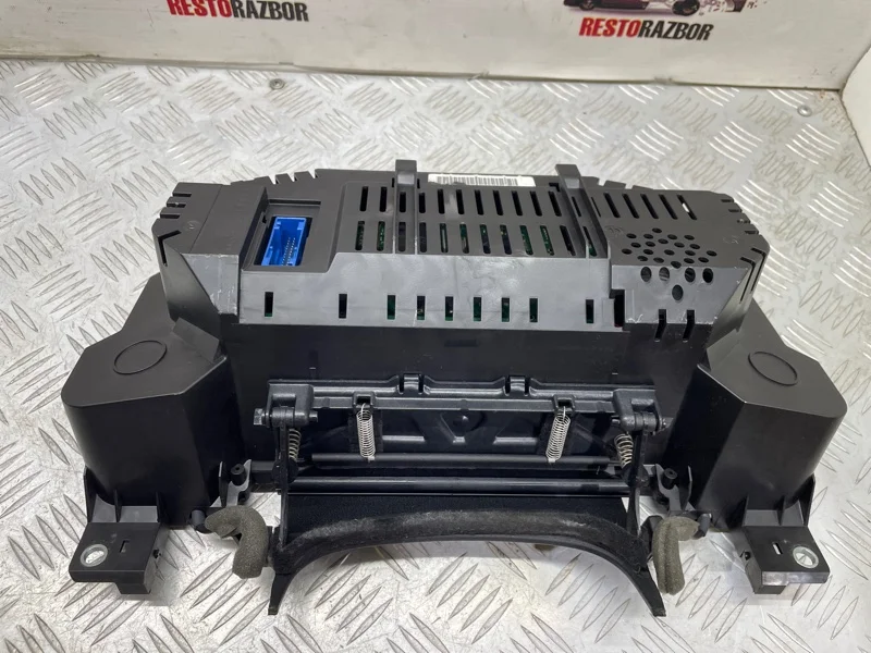 Панель приборов Audi A8 D3/Д3 BFM 2006 - миниатюра 4