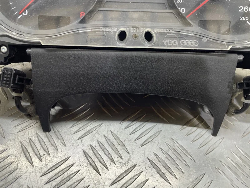 Панель приборов Audi A8 D3/Д3 BFM 2006 - миниатюра 6