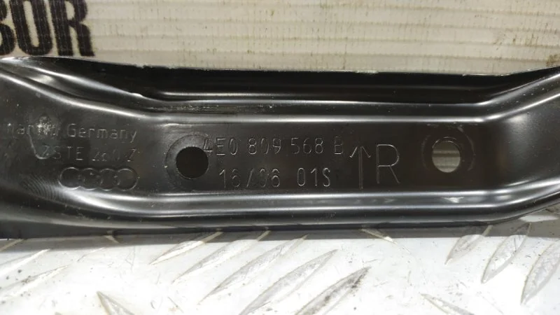 Кронштейн Audi A8 D3/Д3 BFM 2006 - миниатюра 3
