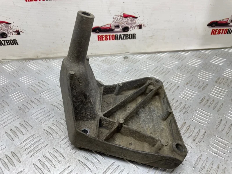 Кронштейн двигателя Audi A8 D3/Д3 BFM 2006 - миниатюра 5