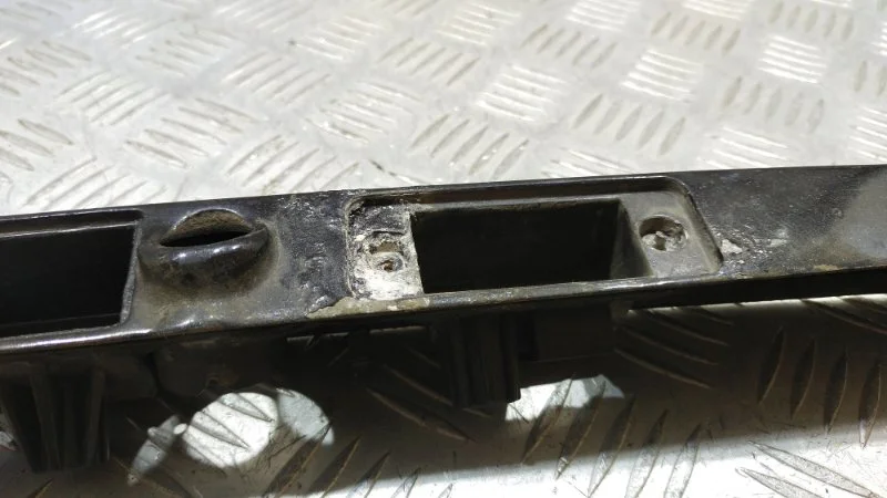 Накладка крышки багажника Audi A8 D3/Д3 BFM 2006 - миниатюра 5