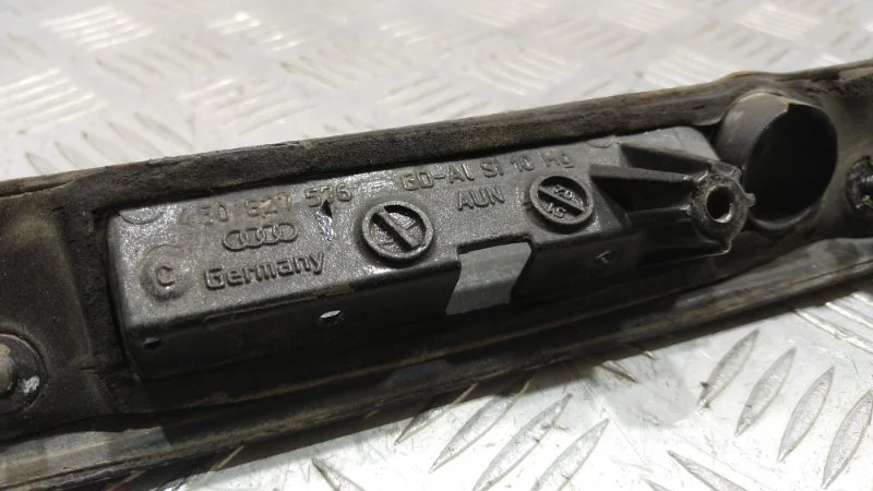 Накладка крышки багажника Audi A8 D3/Д3 BFM 2006 - миниатюра 7