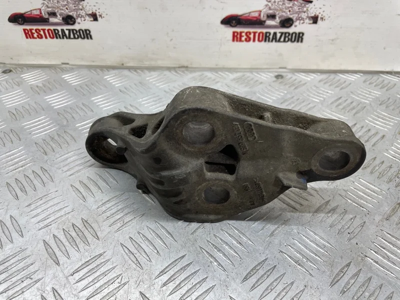 Кронштейн двигателя Audi A8 D3/Д3 BFM 2006 - миниатюра 3
