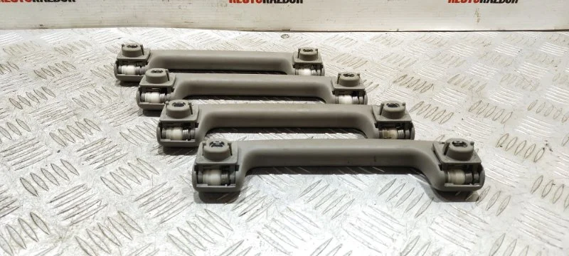 Ручка потолка Audi A8 D3/Д3 BFM 2006 - миниатюра 3