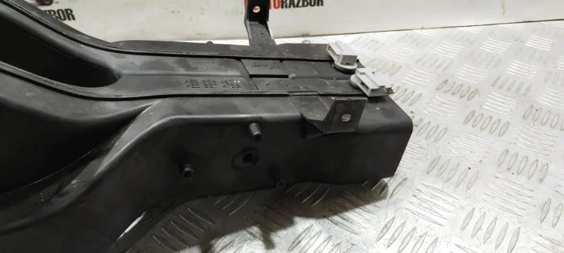 Воздуховод салона Audi A8 D3/Д3 BFM 2006 - миниатюра 5