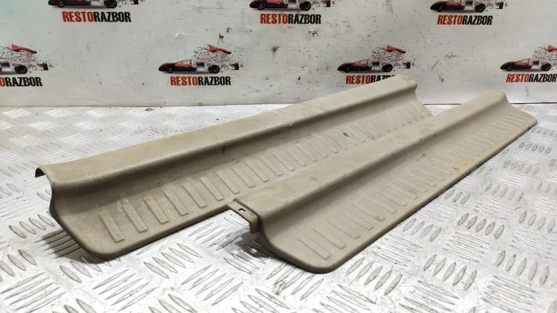 Накладка на порог салона передняя Mitsubishi - миниатюра 4