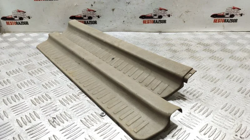 Накладка на порог салона передняя Mitsubishi - миниатюра 5