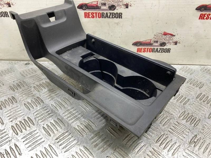 Бардачок центральной консоли mazda 3 BK 2005 - миниатюра 6