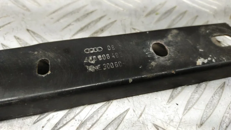 Кронштейн Audi A8 D3/Д3 BFM 2006 - миниатюра 4