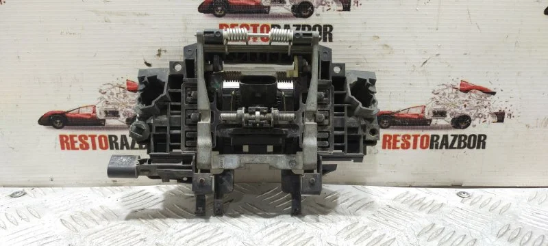 Ручка двери внешняя передняя левая Audi A8 D3/Д3 - миниатюра 6