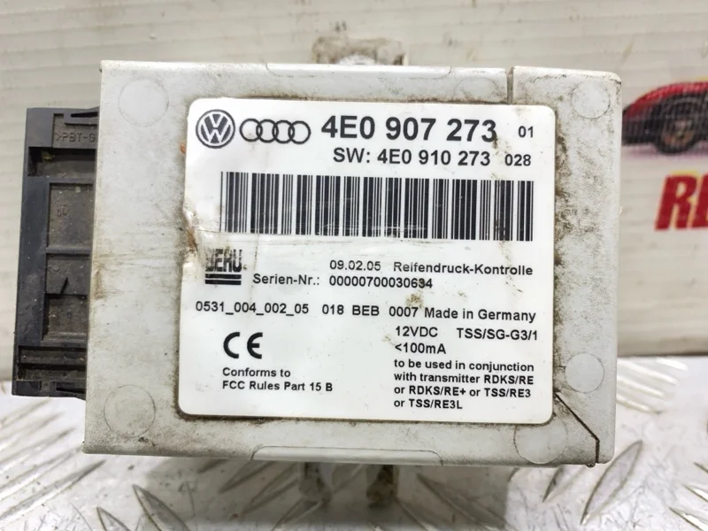 Блок управления давлением в шинах Audi A8 Д3/D3 - миниатюра 4