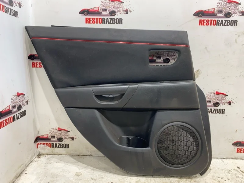 Обшивка боковой двери задняя левая mazda 3 BK 2005 - изображение 1