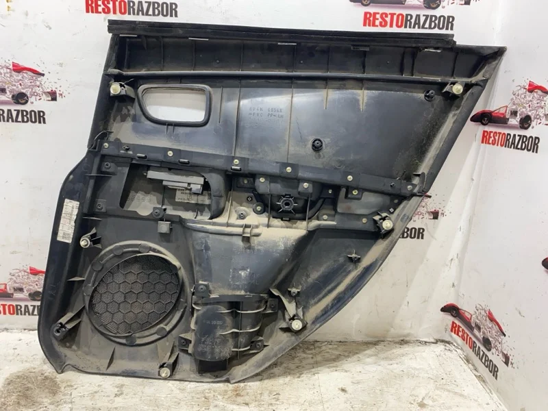 Обшивка боковой двери задняя левая mazda 3 BK 2005 - миниатюра 6