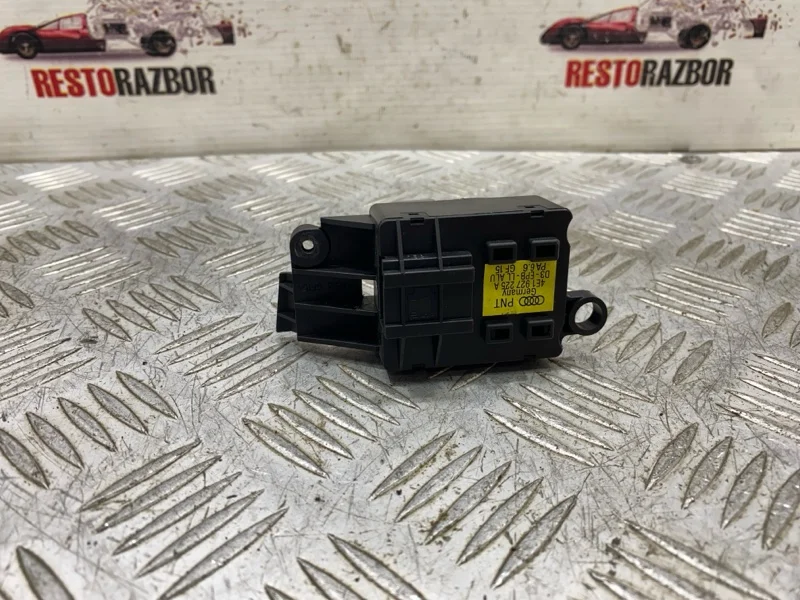 Кнопка стояночного тормоза Audi A8 Д3/D3 BFM 2006 - миниатюра 4