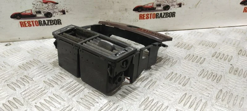 Дефлектор воздушный Audi A8 D3/Д3 BFM 2006 - миниатюра 3