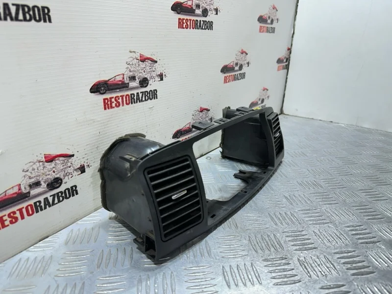 Дефлектор воздушный Byd F3 СЕДАН 4G18 2011 - миниатюра 2