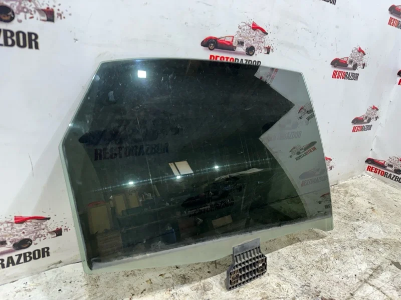 Стекло двери заднее правое audi A4 СЕДАН ALT 2002 - миниатюра 2