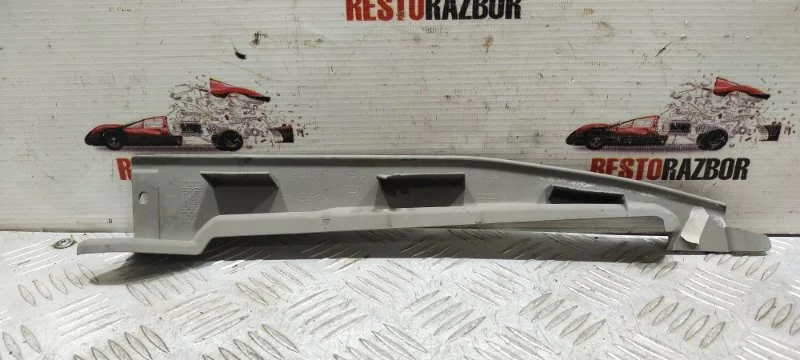 Обшивка стойки правая Audi A8 D3/Д3 BFM 2006 - миниатюра 2