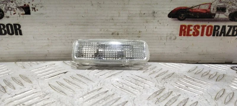 Плафон подсветки салона Audi A8 D3/Д3 BFM 2006 - изображение 1