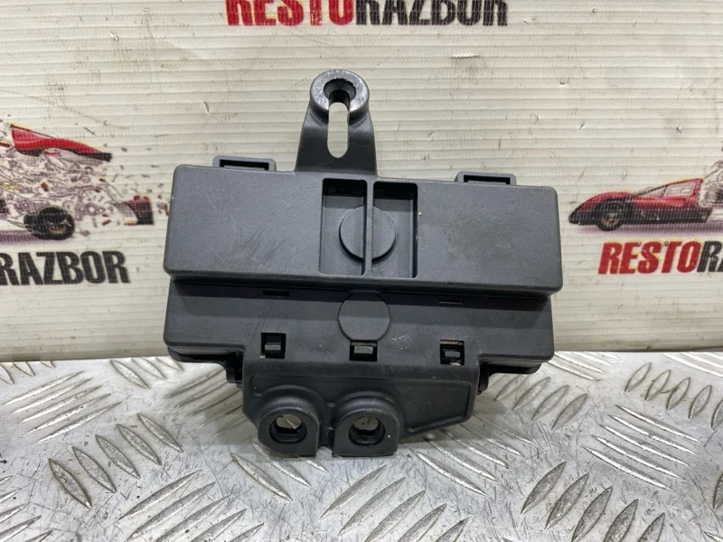Блок предохранителей Audi A8 Д3/D3 BFM 2006 - миниатюра 2