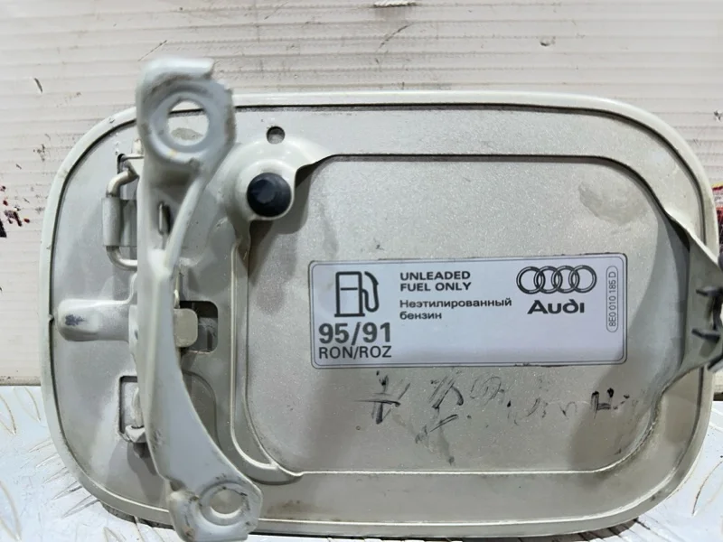 Лючок топливного бака audi A4 СЕДАН ALT 2002 - миниатюра 7
