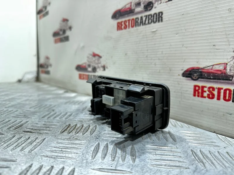 Блок управления зеркалами Byd F3 СЕДАН 4G18 2011 - миниатюра 6