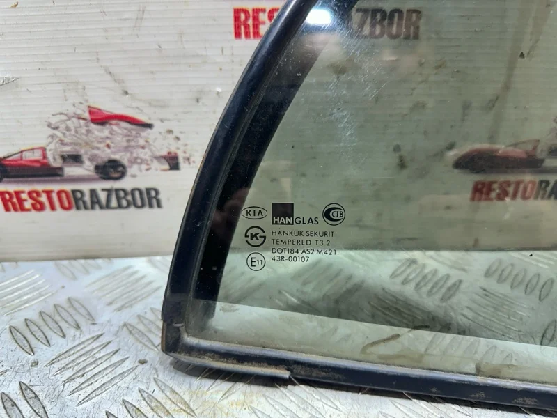 Форточка кузова правая Kia Rio СЕДАН A5D 2004 - миниатюра 5