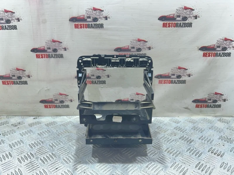 Консоль магнитофона Porsche Cayenne ВНЕДОРОЖНИК - миниатюра 3