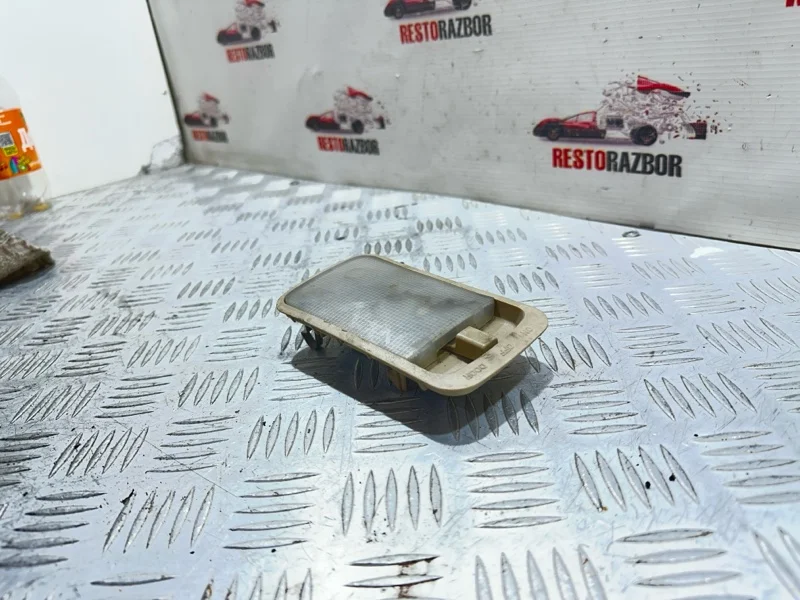 Плафон подсветки салона Byd F3 СЕДАН 4G18 2011 - миниатюра 3
