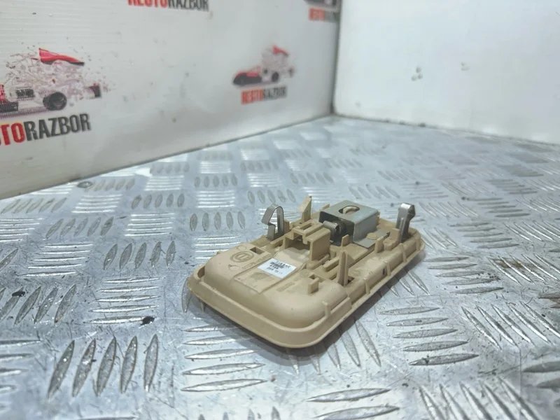 Плафон подсветки салона Byd F3 СЕДАН 4G18 2011 - миниатюра 6