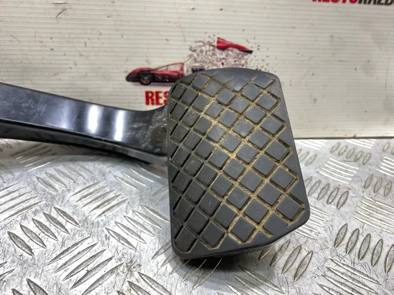 Педаль тормоза Audi A8 Д3/D3 BFM 2006 - миниатюра 2