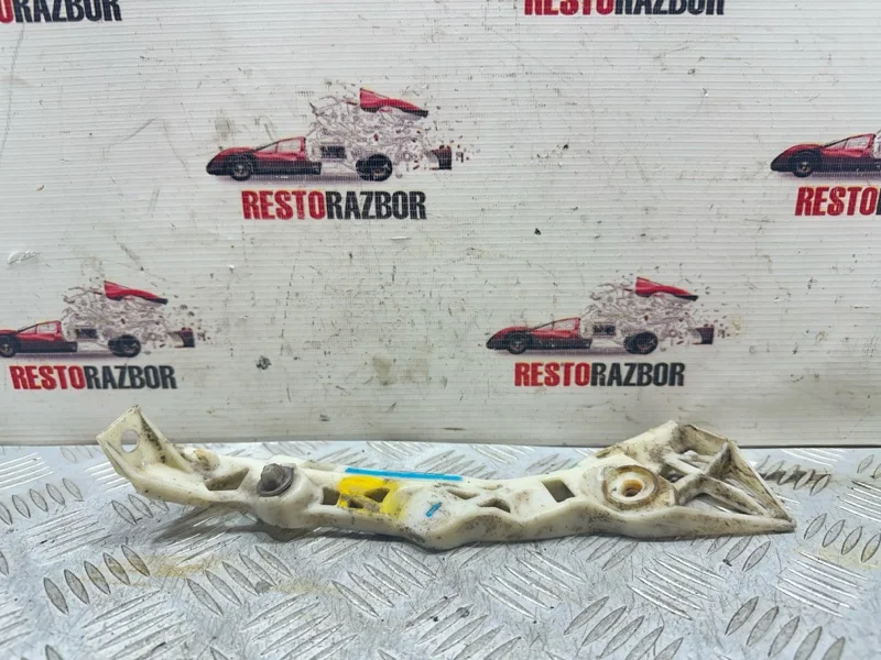 Кронштейн бампера задний левый mazda 3 BK 2005 - миниатюра 3