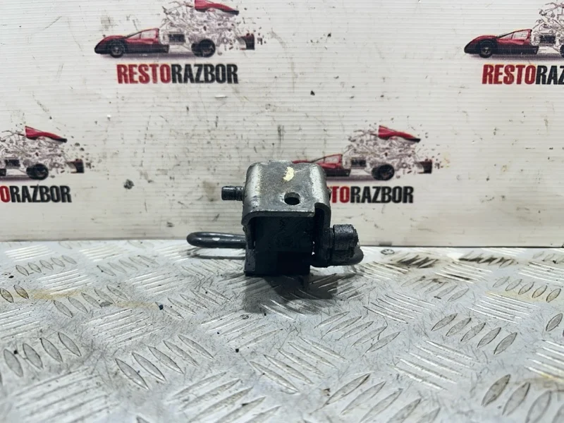 Петля двери передняя правая Audi A8 D3/Д3 BFM 2006 - миниатюра 4