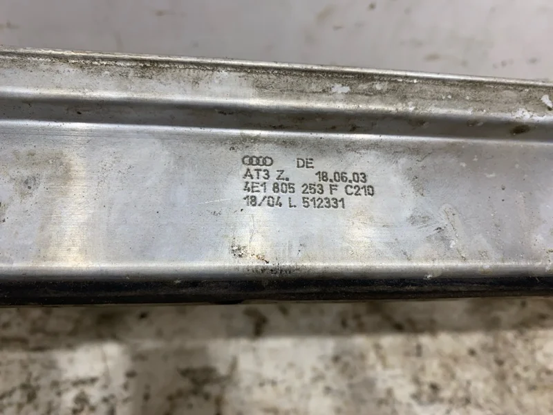 Распорка кузова Audi A8 Д3/D3 BFM 2006 - миниатюра 6