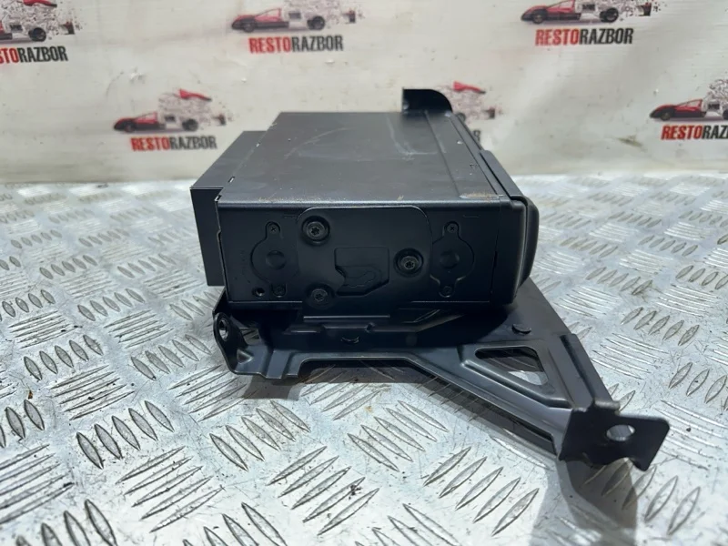 CD-Чейнджер Porsche Cayenne ВНЕДОРОЖНИК M4800 2005 - миниатюра 4