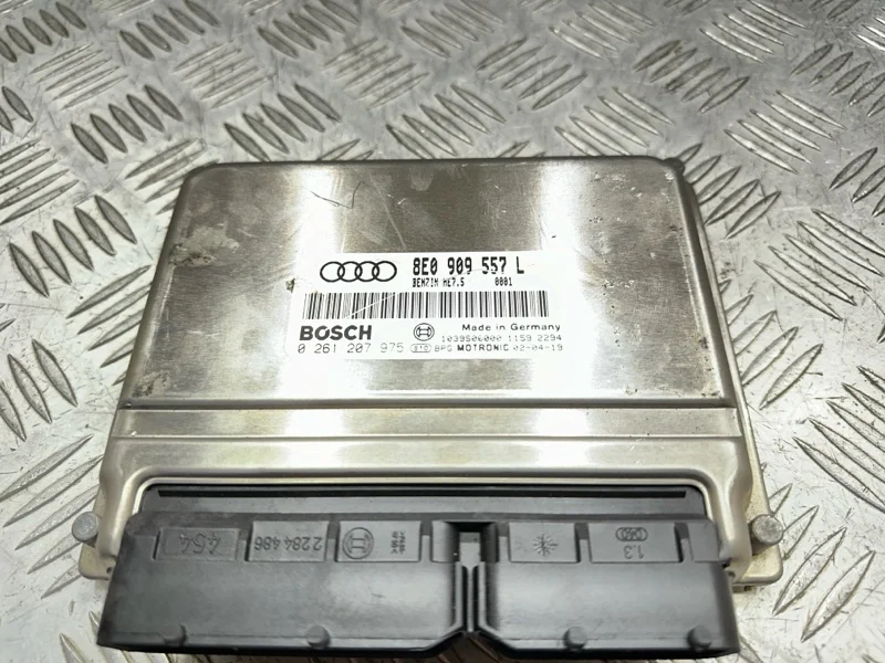 Блок управления двигателем audi A4 СЕДАН ALT 2002 - миниатюра 7
