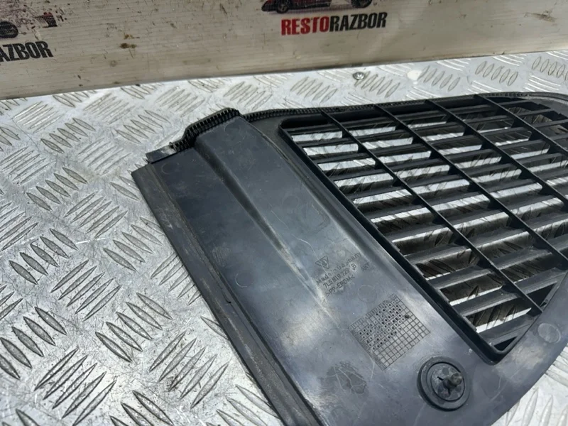 Жабо левое Porsche Cayenne - миниатюра 6
